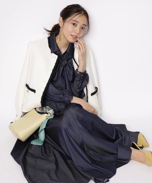 JUSGLITTY(ジャスグリッティー)の「ブレードトリムツイードジャケット(その他アウター・レディース・オフホワイト/ブルー系その他3・2/1)」の11枚目の写真