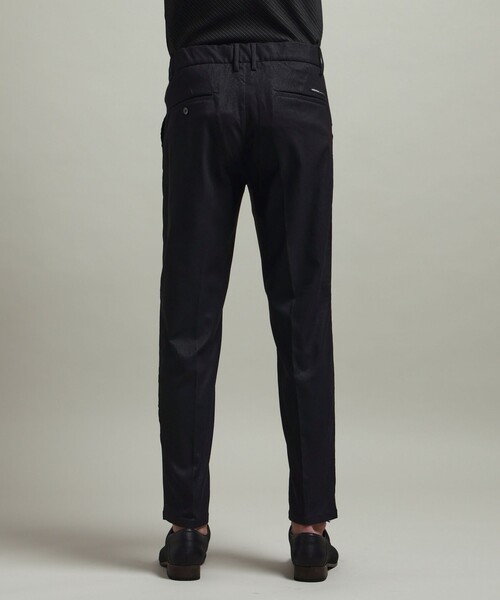 HIDEAWAYS NICOLE(ハイダウェイニコル)の「【HIDEAWAYS BLACK】ガムストレッチブライトシャンブレー イージースラックス(その他パンツ・メンズ・ブラック/ネイビー・XL/M/L/S)」の10枚目の写真