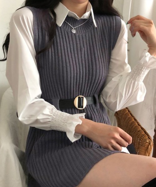 REMUR(レミュール)の「シャツ&ニット&ベルト 3点セット(アンサンブル・レディース・ベージュ/チャコールグレー/ブラック・FREE)」の14枚目の写真