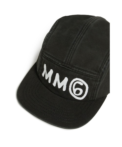 MM6 Maison Margiela(エムエムシックス メゾン マルジェラ)の「キッズ キャップ MM6 KID(キャップ・キッズ・ブラック・Ⅲ/Ⅰ)」の4枚目の写真