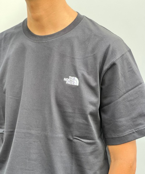 THE NORTH FACE(ザノースフェイス)の「【THE NORTH FACE】S/S Half Dome Square Logo Tee(Tシャツ/カットソー・メンズ・ホワイト/ブラック/レッド・MEDIUM/LARGE/X-LARGE)」の17枚目の写真