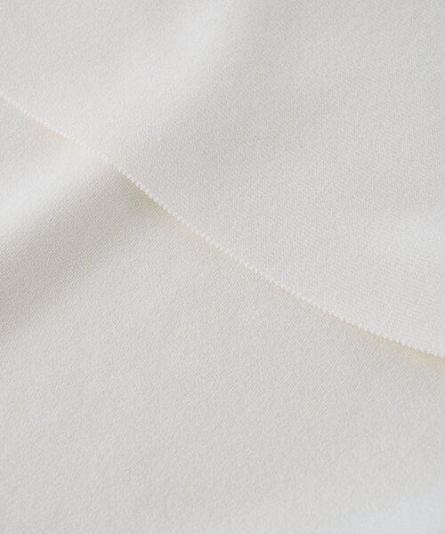 La boutique BonBon（ラブティックボンボン）の「【最強愛されニット】クールタッチUVオフショルニット（ニット/セーター・レディース・サックスブルー/ネイビー/ホワイト/ピンク・FREE）」の13枚目の写真