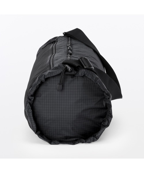 無印良品（ムジルシリョウヒン）の「撥水　リップストップ　ショルダーバッグ（ショルダーバッグ・レディース・ブラック/ブラウン系・FREE）」の4枚目の写真