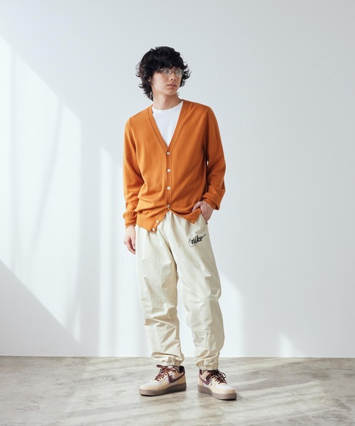 NIKE(ナイキ)の「ナイキ スポーツウェア クラブ メンズ ライトウェイト パンツ / Nike Sportswear Club Men's Lightweight Pants IF0765-229 Light Khaki(その他パンツ・メンズ・ブラウン系その他2・S/2XL/XL/L/M)」の4枚目の写真