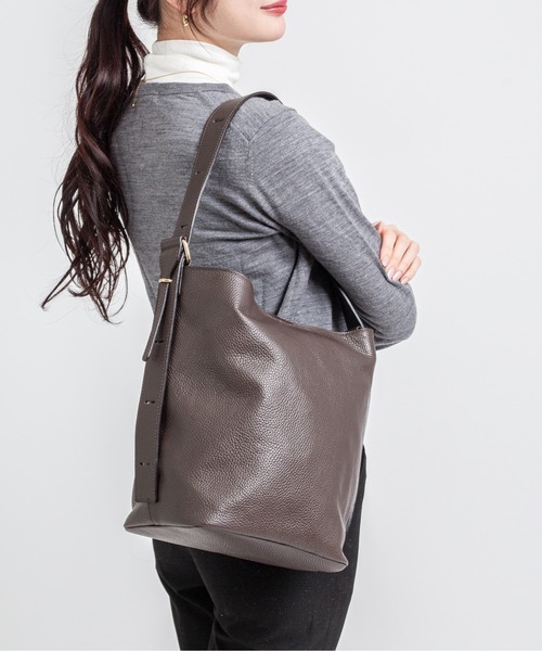 AULENTTI（オウレンティ）の「【AULENTTI/オウレンティ】トートバッグ　マグネット（トートバッグ・レディース・ブラック/ブラウン/ダークブラウン・FREE）」の2枚目の写真