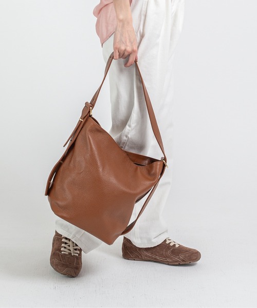 AULENTTI（オウレンティ）の「【AULENTTI/オウレンティ】トートバッグ　マグネット（トートバッグ・レディース・ブラック/ブラウン/ダークブラウン・FREE）」の6枚目の写真