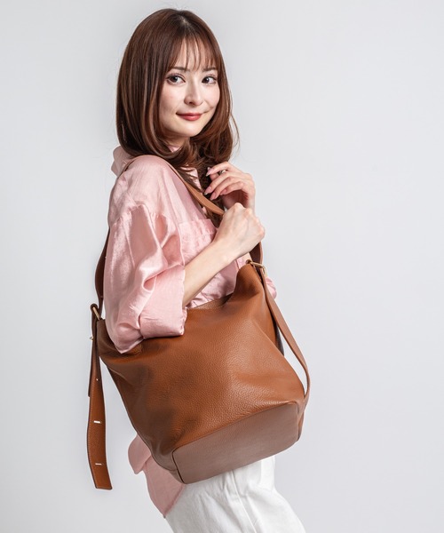 AULENTTI（オウレンティ）の「【AULENTTI/オウレンティ】トートバッグ　マグネット（トートバッグ・レディース・ブラック/ブラウン/ダークブラウン・FREE）」の4枚目の写真