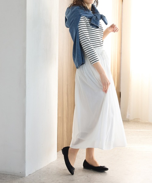 Honeys(ハニーズ)の「ロングスカート(スカート・レディース・オフホワイト/ブラック/サックスブルー/スミクロ/グリーン・S/M/LL/L)」の7枚目の写真