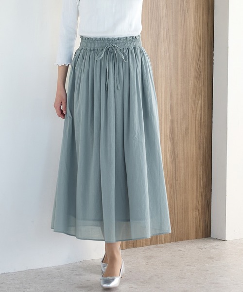 Honeys(ハニーズ)の「ロングスカート(スカート・レディース・オフホワイト/ブラック/サックスブルー/スミクロ/グリーン・S/M/LL/L)」の12枚目の写真