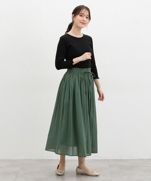 Honeys(ハニーズ)の「ロングスカート(スカート・レディース・オフホワイト/ブラック/サックスブルー/スミクロ/グリーン・S/M/LL/L)」の14枚目の写真