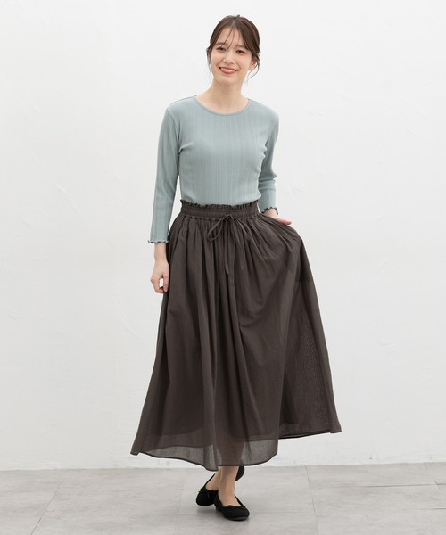 Honeys(ハニーズ)の「ロングスカート(スカート・レディース・オフホワイト/ブラック/サックスブルー/スミクロ/グリーン・S/M/LL/L)」の16枚目の写真