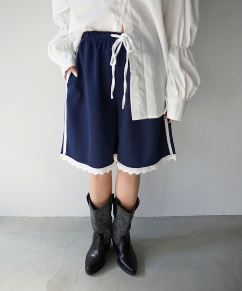 SANSeLF(サンセルフ)の「【SANSeLF】サイドラインレーストリムハーフパンツ saw26s027(その他パンツ・レディース・ネイビー/ブラウン・FREE)」の2枚目の写真