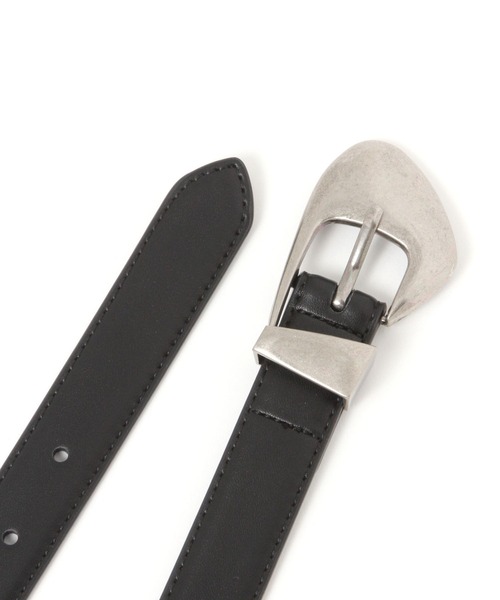 LAKOLE（ラコレ）の「変形バックルベルト / 648389（ベルト・レディース・ブラウン/ブラック・FREE）」の4枚目の写真