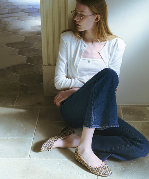 LE TALON（ルタロン）の「《WEB限定/追加》Le decore / ル デコレ ballerina（バレエシューズ・レディース・ホワイト/ブラウン/モスグリーン/ブラック×ブラック/ブラウン系その他・22cm/22.5cm/23cm/23.5cm/24cm/24.5cm/25cm）」の14枚目の写真