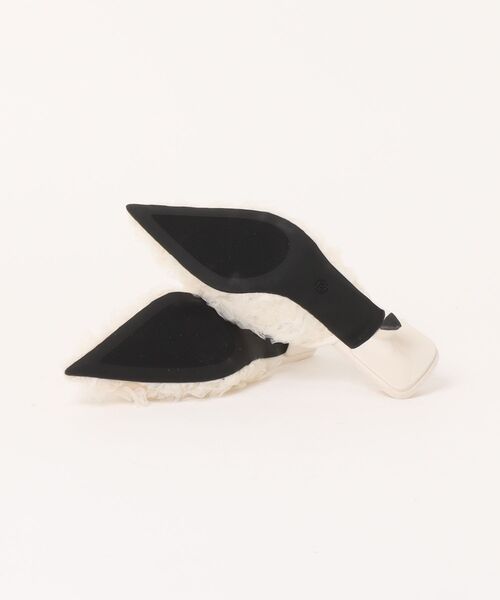 DONOBAN（ドノバン）の「フリルチュールミュール（サンダル・レディース・アイボリー/ブラック・24.5cm/23.5cm/22.5cm）」の4枚目の写真