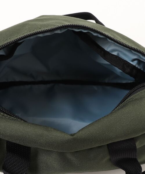 TSURUYA(ツルヤ)の「《KELTY》MINI HOLIDAY DUFFEL(ショルダーバッグ・メンズ・タン/ブラック系/モカ/マスタード/ネイビー/ブラウン系その他/グレー系その他/オリーブ/グレー系/セージグリーン・フリー)」の18枚目の写真