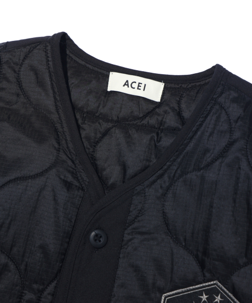 ACEI（アセイ）の「ワッペンキルティングリビングジャケット [UNI] ブラック（ナイロンジャケット・メンズ・ブラック・MEDIUM/LARGE/X-LARGE/XX-LARGE）」の3枚目の写真