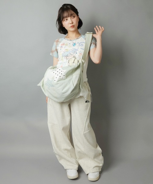 SPINNS(スピンズ)の「デニムショルダーバッグ/3スター(ショルダーバッグ・レディース・ブルー・ONESIZE)」の9枚目の写真