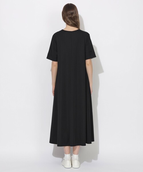 CB CRESTBRIDGE（シービークレストブリッジ）の「ポケットワンピース（ワンピース・レディース・ベビーピンク/ブラック/ダークネイビー・M/S）」の5枚目の写真