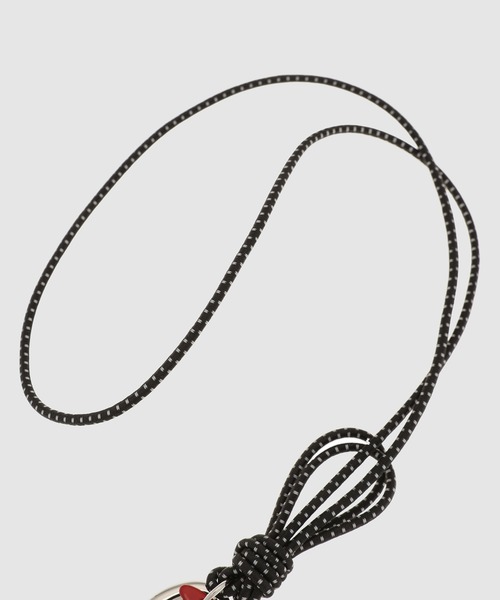 MARNI（マルニ）の「Metal logo / ネックレス（ネックレス・メンズ・レッド・ONE SIZE）」の3枚目の写真