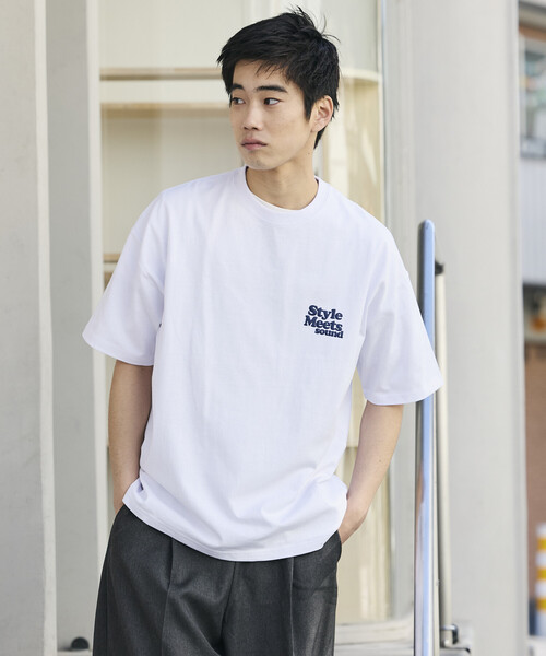FREAK'S STORE(フリークスストア)の「限定展開 ビッグシルエット バックプリント クルーネック Tシャツ / Style Meets(Tシャツ/カットソー・メンズ・スミクロ/ホワイト/ピンク・SMALL/MEDIUM/LARGE)」の18枚目の写真