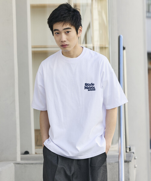 FREAK'S STORE(フリークスストア)の「限定展開 ビッグシルエット バックプリント クルーネック Tシャツ / Style Meets(Tシャツ/カットソー・メンズ・スミクロ/ホワイト/ピンク・SMALL/MEDIUM/LARGE)」の19枚目の写真