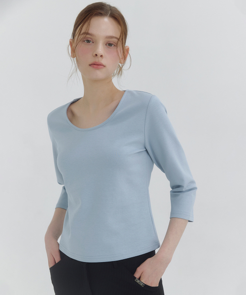 MICANE(ミケーネ)の「ミバ ユーネック クォータースリーブT(Tシャツ/カットソー・レディース・ブラック/スカイブルー/アイボリー・SMALL/MEDIUM/LARGE/X-LARGE)」の10枚目の写真
