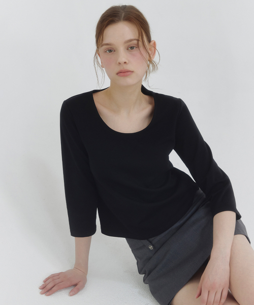 MICANE(ミケーネ)の「ミバ ユーネック クォータースリーブT(Tシャツ/カットソー・レディース・ブラック/スカイブルー/アイボリー・SMALL/MEDIUM/LARGE/X-LARGE)」の15枚目の写真