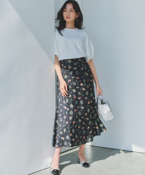 組曲(クミキョク)の「プレーティング天竺 バルーンスリーブカットソー(Tシャツ/カットソー・レディース・ホワイト系/ライトグレー系/ブラック系・2/3)」の7枚目の写真