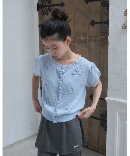 Smyeon(スミョン)の「Embroidered short sleeve knit cardigan/刺繍半袖ニットカーディガン(カーディガン/ボレロ・レディース・ピンク/グレー/ライトブルー/アイボリー・FREE)」の22枚目の写真