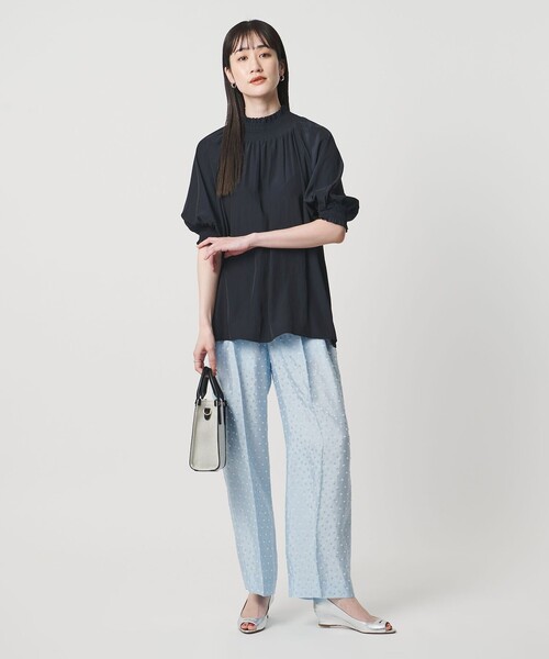 UNITED ARROWS(ユナイテッドアローズ)の「シャーリング ハイネック シャツ ブラウス(シャツ/ブラウス・レディース・ネイビー/オフホワイト/その他7/その他3・FREE)」の6枚目の写真