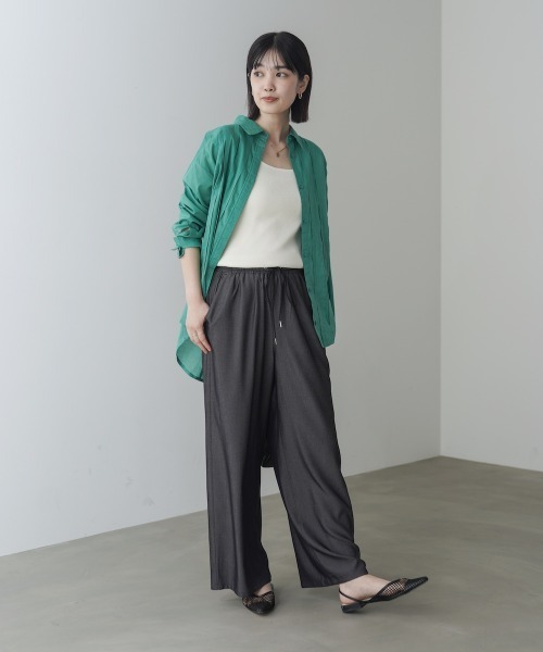 Bou Jeloud(ブージュルード)の「ボイルデザインタックシャツ(シャツ/ブラウス・レディース・ピンク/グリーン/ブラック/オフホワイト・38)」の15枚目の写真