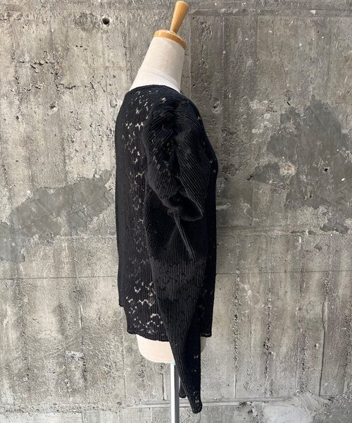 SHENERY（シーナリー）の「【Pasterip】ジゴスリーブレーストップス（Tシャツ/カットソー・レディース・ブラック/オフホワイト・FREE）」の18枚目の写真