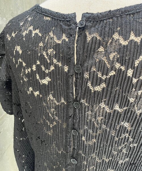 SHENERY（シーナリー）の「【Pasterip】ジゴスリーブレーストップス（Tシャツ/カットソー・レディース・ブラック/オフホワイト・FREE）」の21枚目の写真