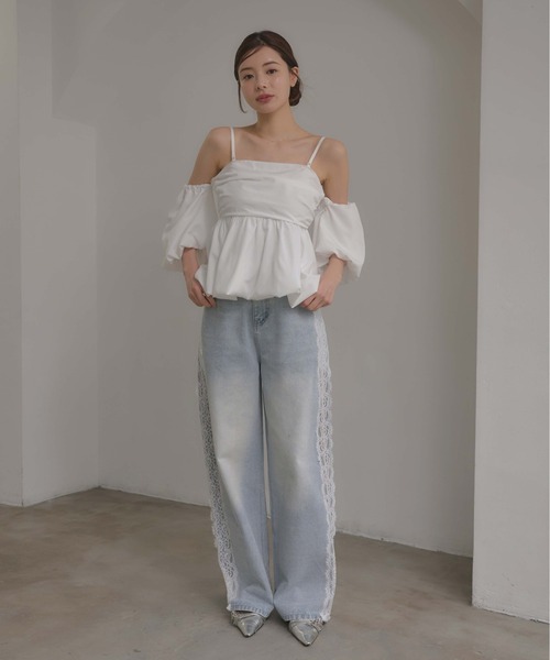 SOELA（ソエラ）の「3WAYオフショルバルーンスリーブチュニック（シャツ/ブラウス・レディース・アイボリー/ブラック・FREE）」の6枚目の写真