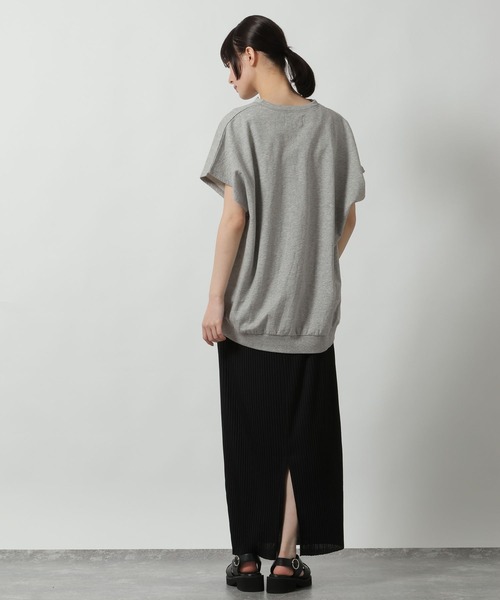 LAKOLE(ラコレ)の「インレイキーネックプルオーバー / 669195(Tシャツ/カットソー・レディース・グレー/サンドグレー/レッド・FREE)」の15枚目の写真