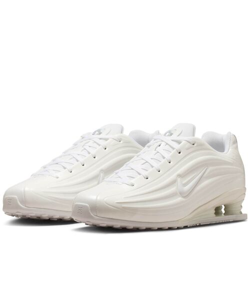 NIKE(ナイキ)の「ナイキ ショックス Z ウィメンズシューズ / Nike Shox Z Women's Shoes IR1222-100 White(スニーカー・レディース・ホワイト・25/24.5/24/23.5/23/22.5/26/22/25.5)」の5枚目の写真