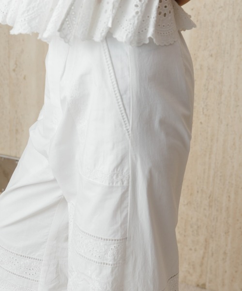 CREDONA(クレドナ)の「LACE PATCHWORK PANTS/レースパッチワークパンツ(その他パンツ・レディース・ホワイト/ブラック・0/1)」の12枚目の写真