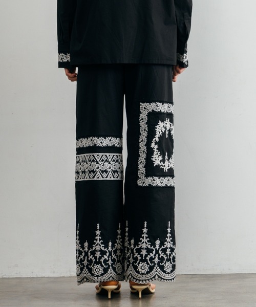 CREDONA(クレドナ)の「LACE PATCHWORK PANTS/レースパッチワークパンツ(その他パンツ・レディース・ホワイト/ブラック・0/1)」の18枚目の写真