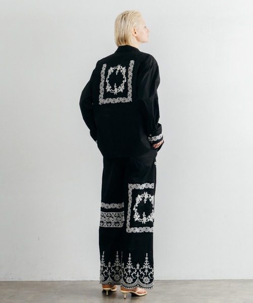 CREDONA(クレドナ)の「LACE PATCHWORK PANTS/レースパッチワークパンツ(その他パンツ・レディース・ホワイト/ブラック・0/1)」の16枚目の写真
