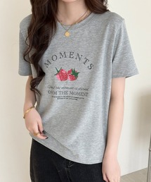 ゆったりオーバーサイズ。半袖 ラウンドネック ストロベリー×英字ロゴ プリント Tシャツ レディース