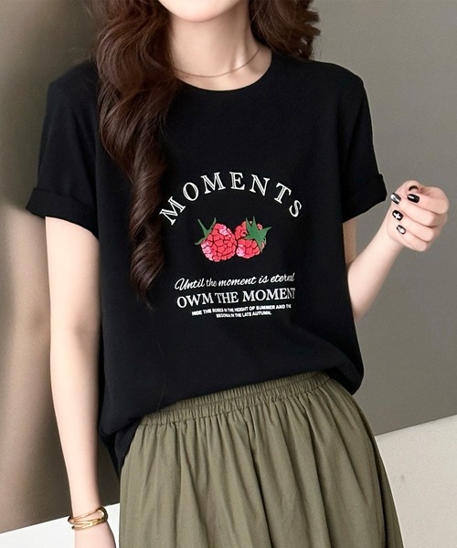 DAY CLOSET(デイ クローゼット)の「ゆったりオーバーサイズ。半袖 ラウンドネック ストロベリー×英字ロゴ プリント Tシャツ レディース(Tシャツ/カットソー・レディース・チャコールグレー/ホワイト/グレー/ブラック・FREE)」の14枚目の写真