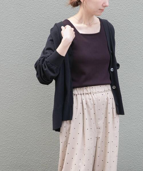 ITEMS URBANRESEARCH（アイテムズ アーバンリサーチ）の「『洗濯可』2WAYニットタンクトップ（ニット/セーター・レディース・ブラウン/オフホワイト/グリーン/ブラック・FREE）」の16枚目の写真