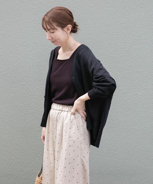 ITEMS URBANRESEARCH（アイテムズ アーバンリサーチ）の「『洗濯可』2WAYニットタンクトップ（ニット/セーター・レディース・ブラウン/オフホワイト/グリーン/ブラック・FREE）」の17枚目の写真