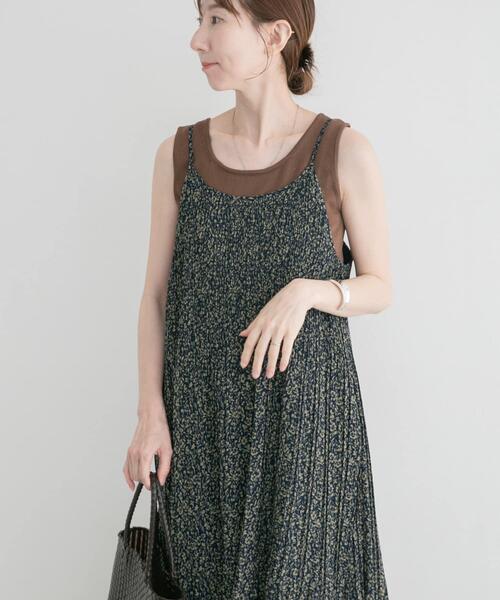ITEMS URBANRESEARCH（アイテムズ アーバンリサーチ）の「『洗濯可』2WAYニットタンクトップ（ニット/セーター・レディース・ブラウン/オフホワイト/グリーン/ブラック・FREE）」の22枚目の写真