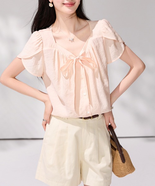 AMAJI(アマジ)の「リボンタイ フラワースリーブ ブラウス(シャツ/ブラウス・レディース・ライトピンク・X-LARGE/LARGE/MEDIUM/SMALL)」の3枚目の写真