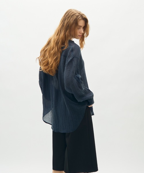 full/fill.(フルフィル)の「washer sheer over shirt / ワッシャーシアーオーバーシャツ(シャツ/ブラウス・レディース・チャコールグレー/ベージュ/ブラウン・FREE)」の9枚目の写真