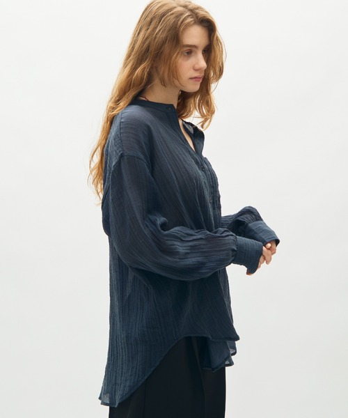 full/fill.(フルフィル)の「washer sheer over shirt / ワッシャーシアーオーバーシャツ(シャツ/ブラウス・レディース・チャコールグレー/ベージュ/ブラウン・FREE)」の10枚目の写真