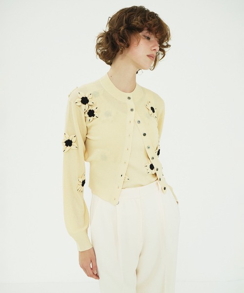 CLANE(クラネ)の「FLOWER MOTIF KNIT CARDIGAN(カーディガン/ボレロ・レディース・ブラック/イエロー/ブラウン・2/1)」の20枚目の写真