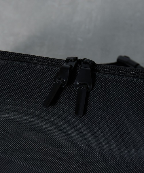COMME CA MEN(コムサメン)の「【COMME CA MEN】オブリック ボディバッグ 7132(ボディバッグ/ウエストポーチ・メンズ・ブラック/ネイビー・FREE)」の7枚目の写真